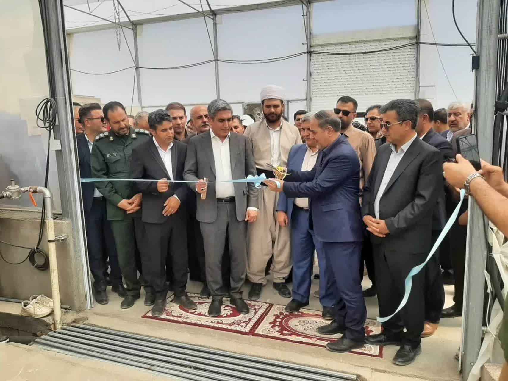 افتتاح مجتمع گاوشیری ظفرآباد در محور سقز/دیواندره و بهره‌برداری از گلخانه هیدروپونیک ۳ هکتاری در دیواندره کردستان_0